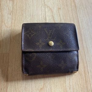 Louis Vuitton monogram fold wallet